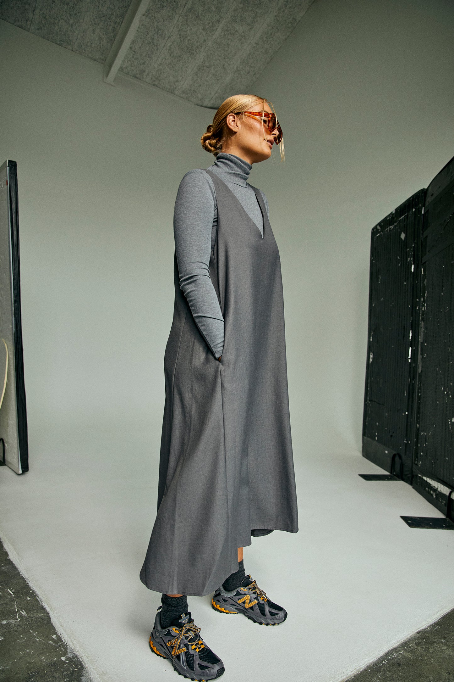 Long SL V Neck Dress
