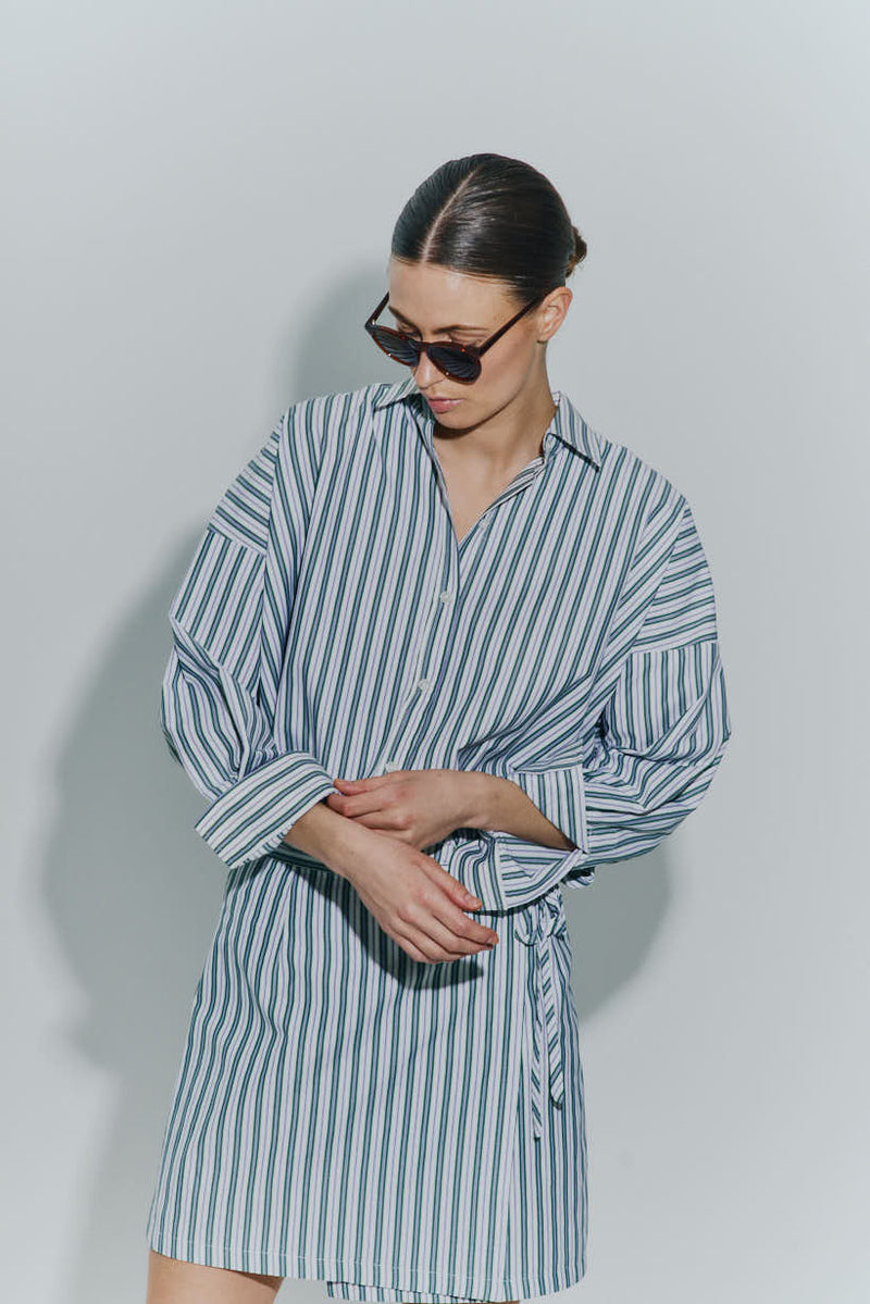 Basic Short Shirt image 2