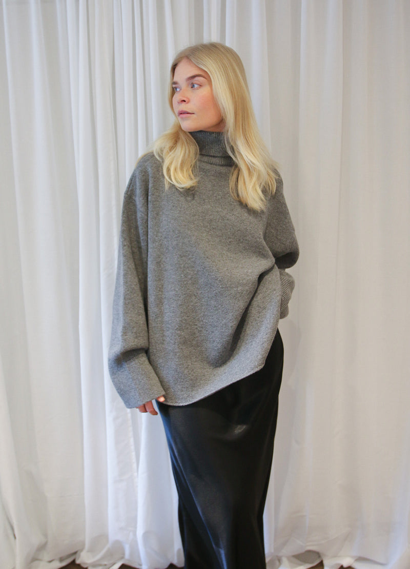 Box Fit Knit image 2