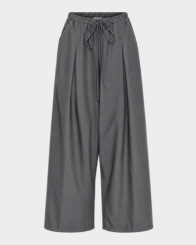 Pleated Wide Leg Wool Pant