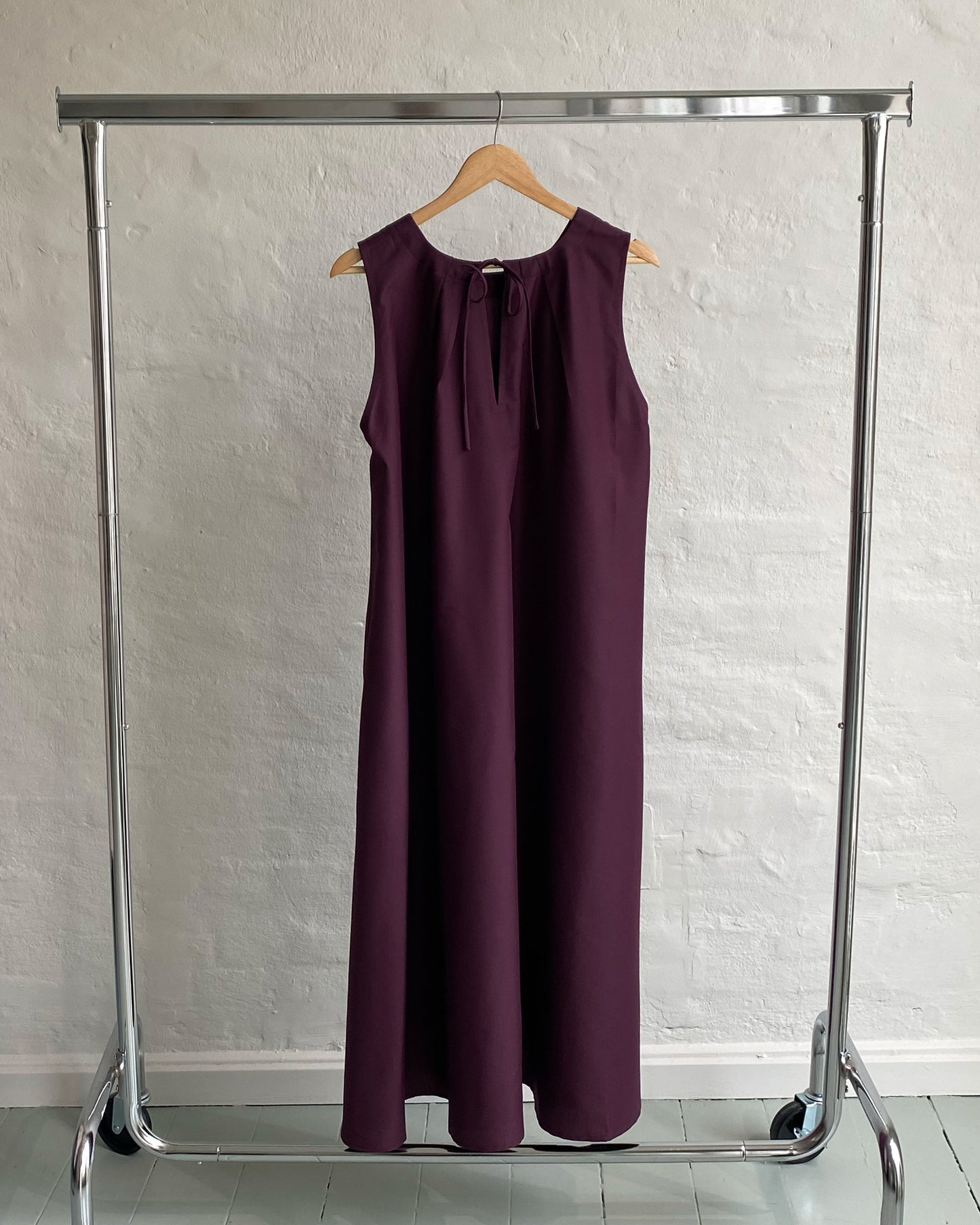 SL O-Neck Dress