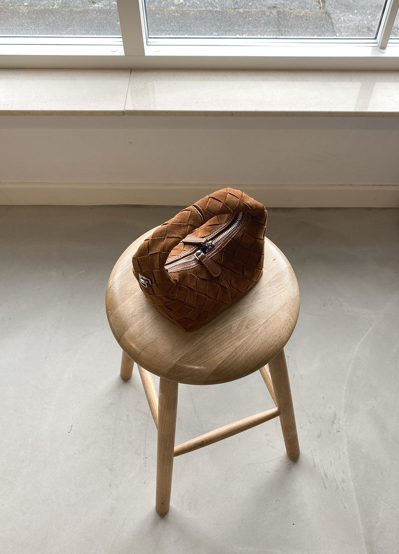 Braided Handbag image 2