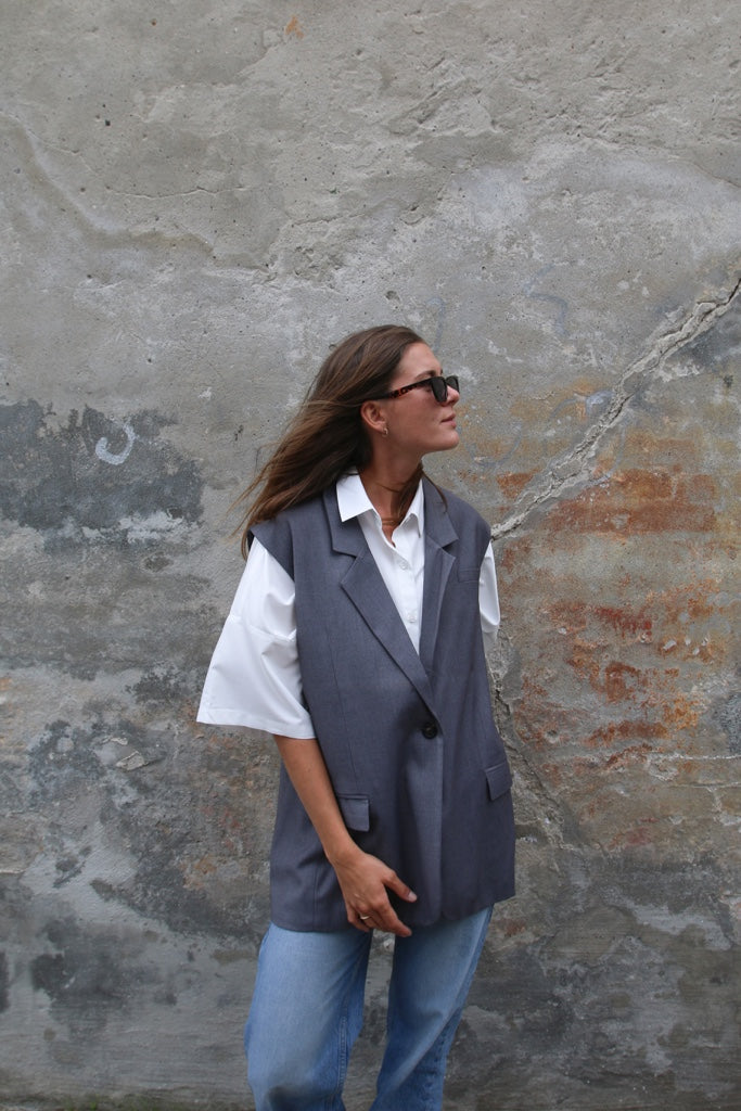 Boxy Blazer Vest image 6