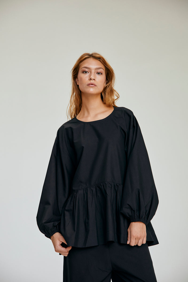 Oversized O-Neck Top image 5