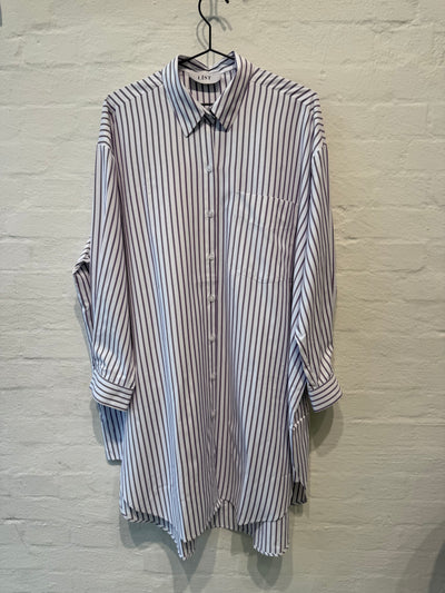 Oversized Low Back Shirt