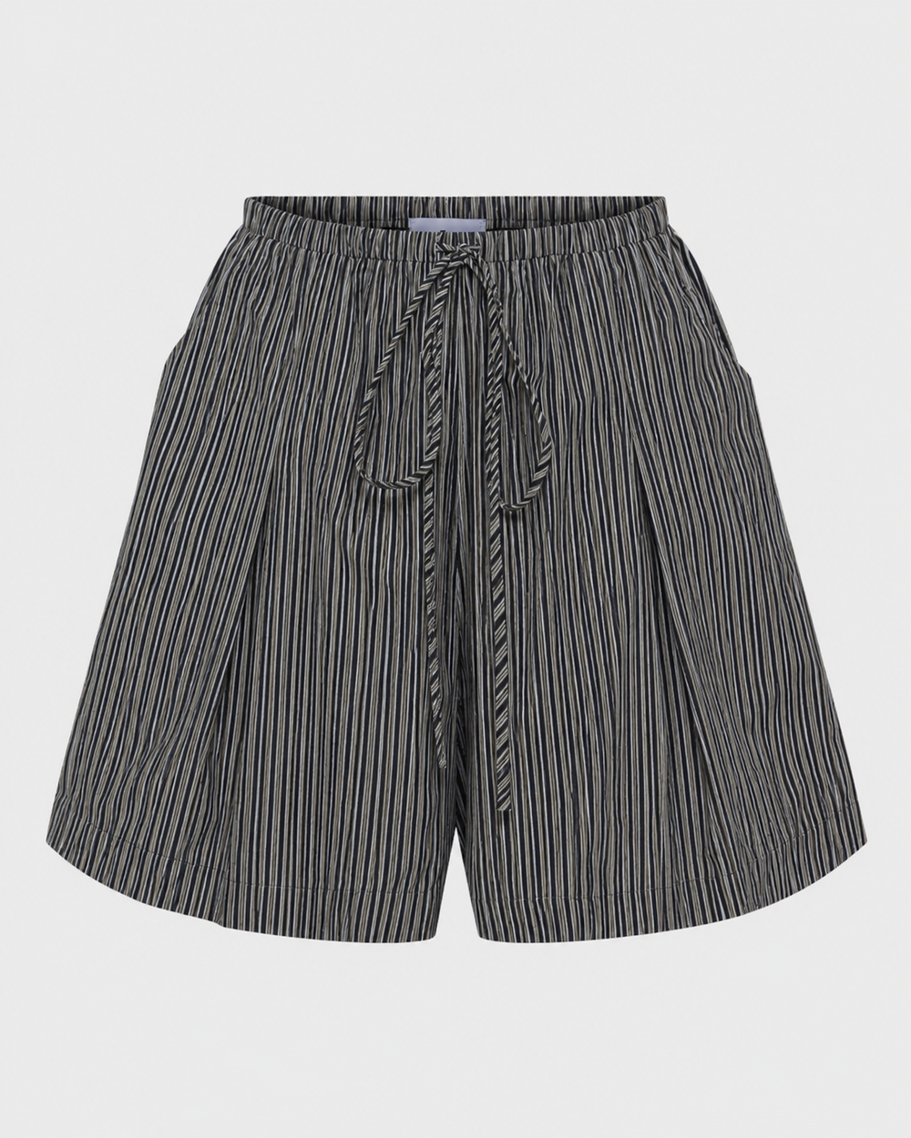 Pleated Wide Shorts