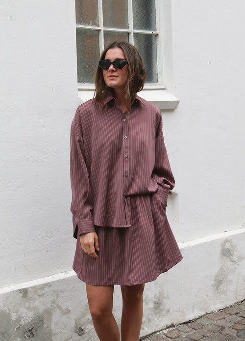 Basic Short Shirt