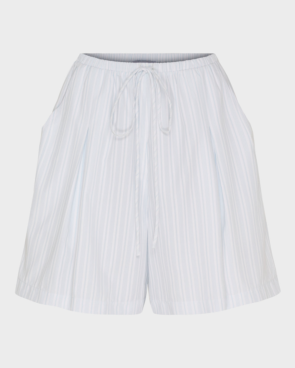 Pleated Wide Shorts