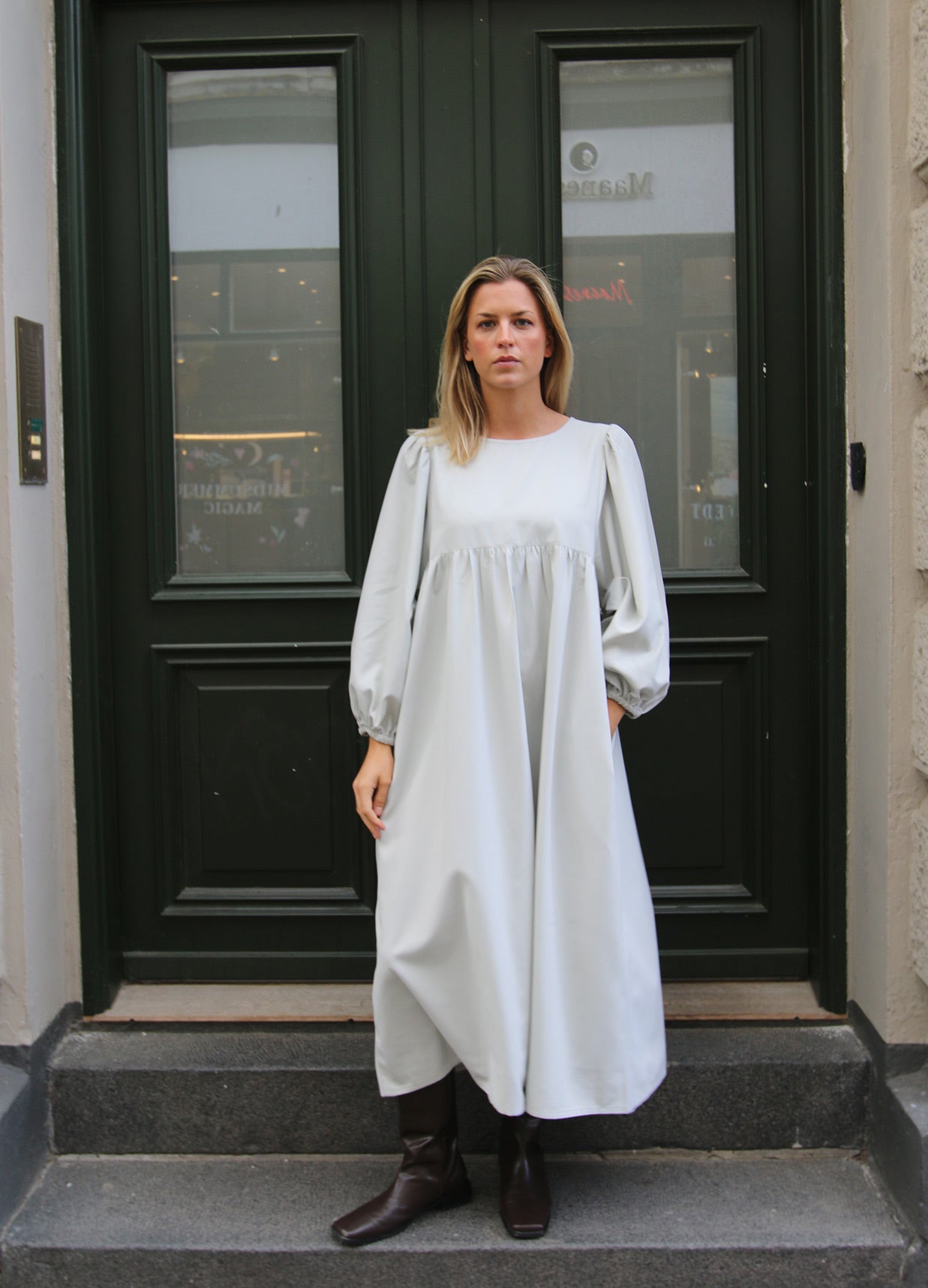 Long LS O-Neck Dress