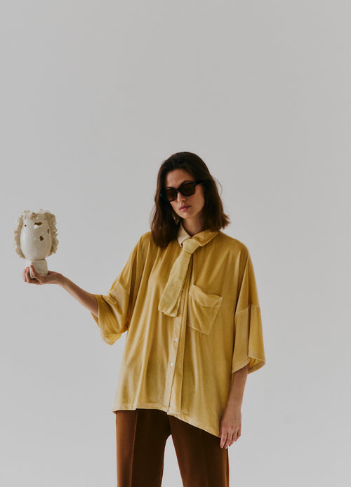 Velvet Short Sleeve Shirt