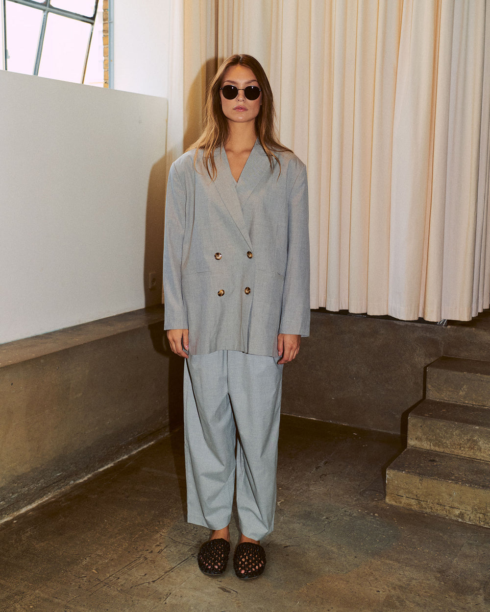 Wide Barrel Leg Pant