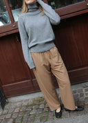 Wide Barrel Leg Pant