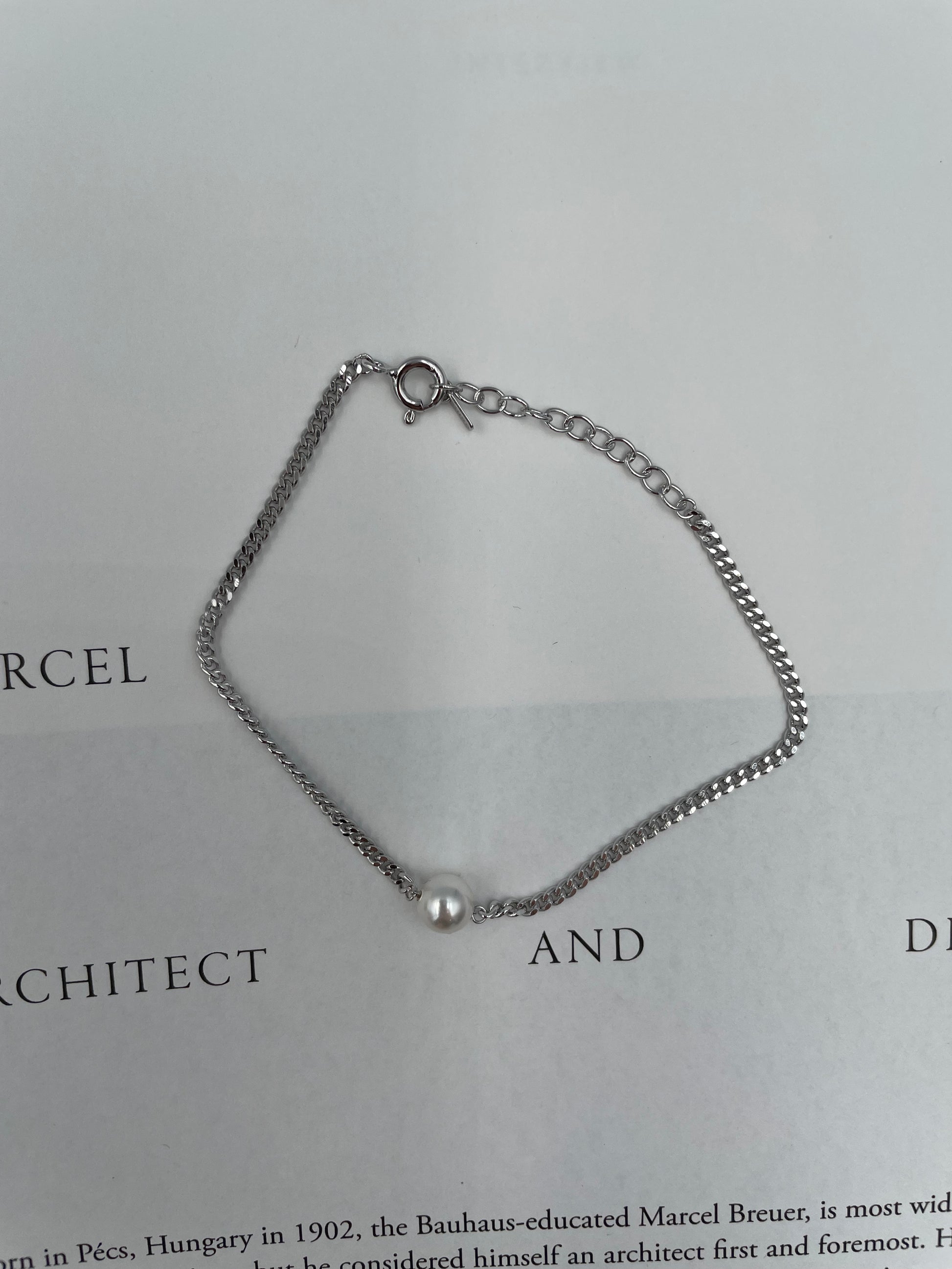 Pearl Panser Chain Bracelet